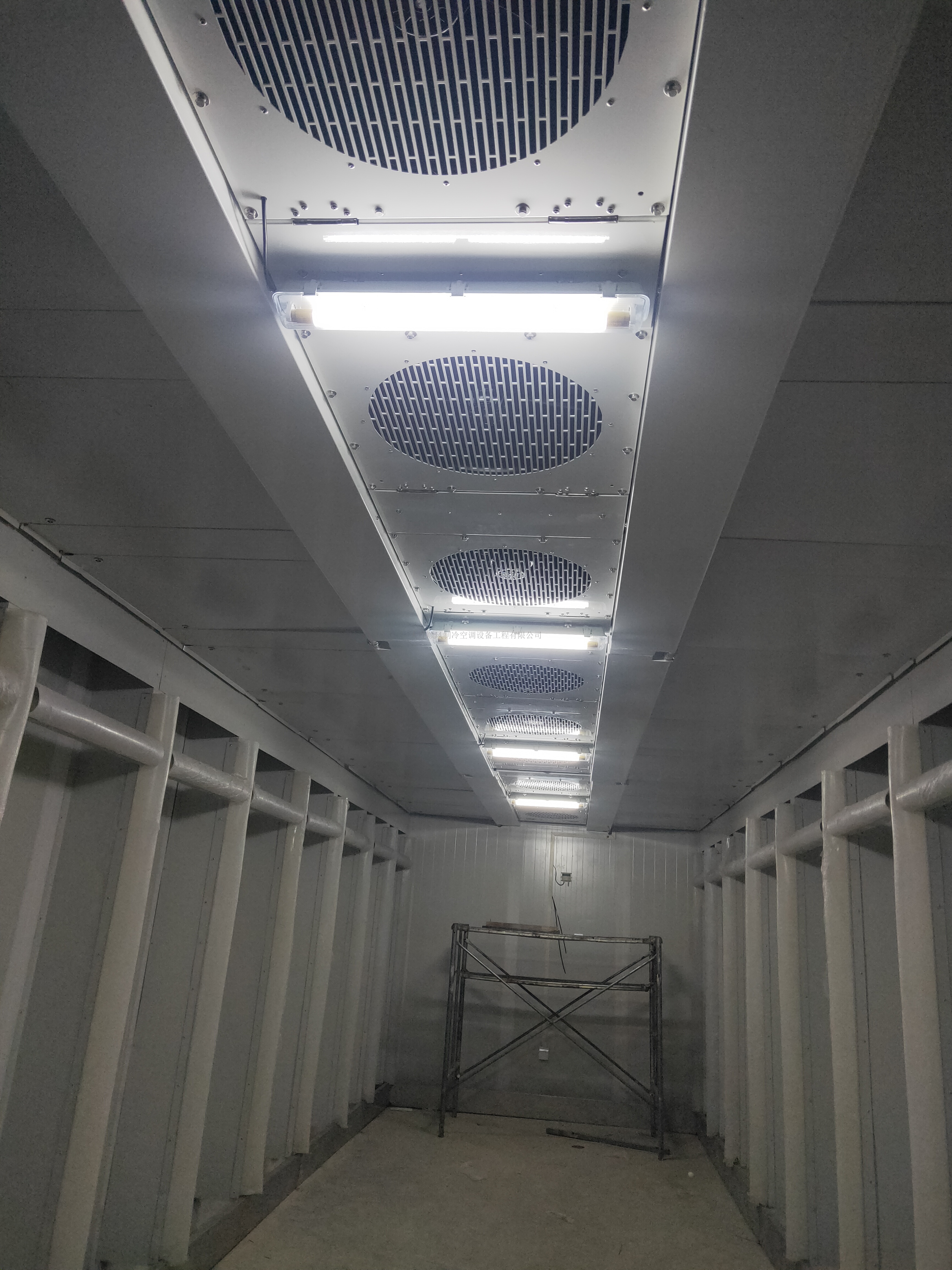 大(dà)連港毅都(dōu)冷(lěng)鏈制(zhì)冷(lěng)工(gōng)程